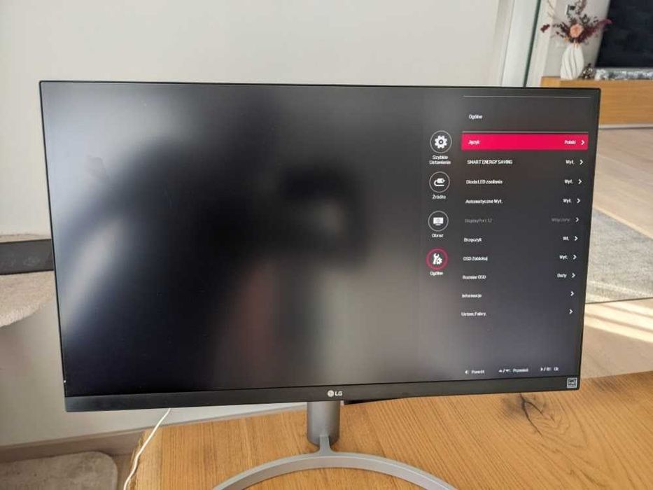 Monitor LG 27UK650-W 4K IPS HDR | Pivot | Stan Idealny + Karton
