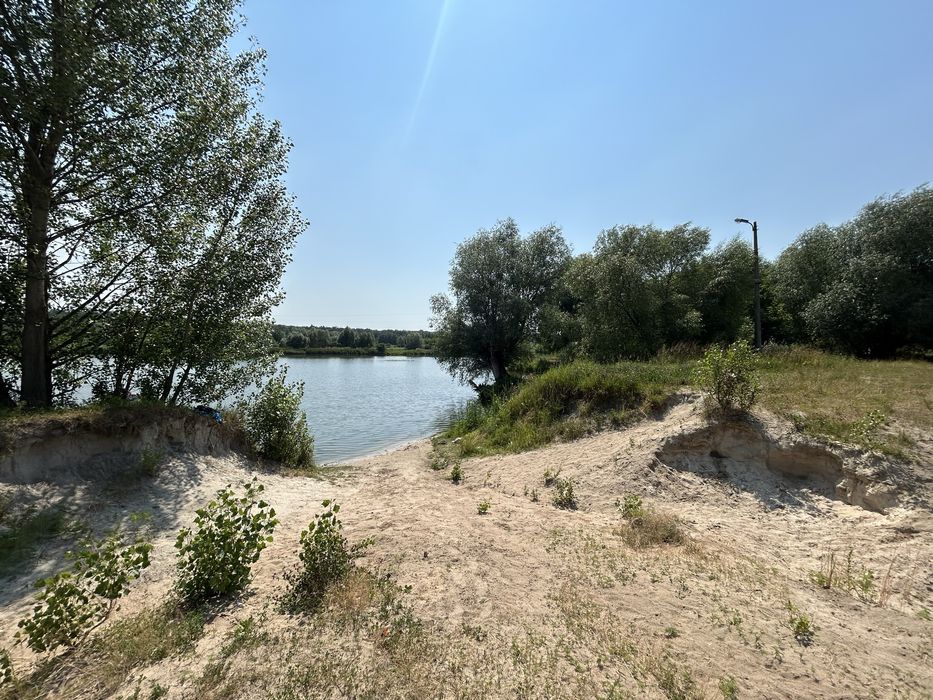 Перша лінія від водойми, ділянка під будівництво, можливий поділ