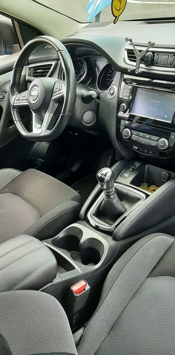 Nissan Qashqai 1.5 dCi N-Connecta Teto Panorâmico