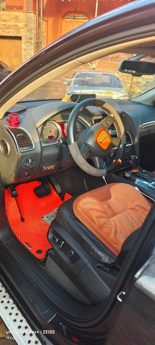 Продається AUDI Q7 quatro