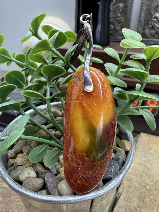 Piękny wisiorek naturalny bursztyn 9.4g