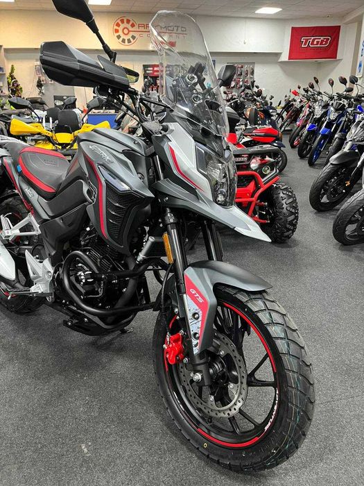 Мотоцикл SPARK SP300T-4. Туринг. Спорт турист