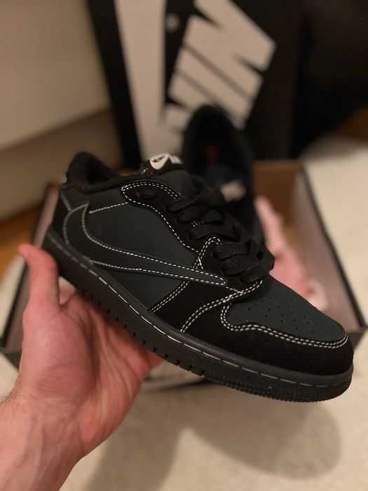 Sapatilhas Air Jordan 1 Low x Travis Scott - Black Phantom