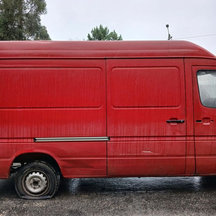 Mercedes-Benz Sprinter 2900 cc 122 cv de 1997 – Peças Usadas (10067)