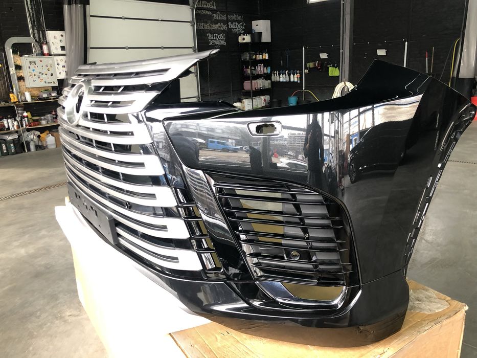 Новий Lexus lx 500d 2023 Передній бампер з обвісом повністю