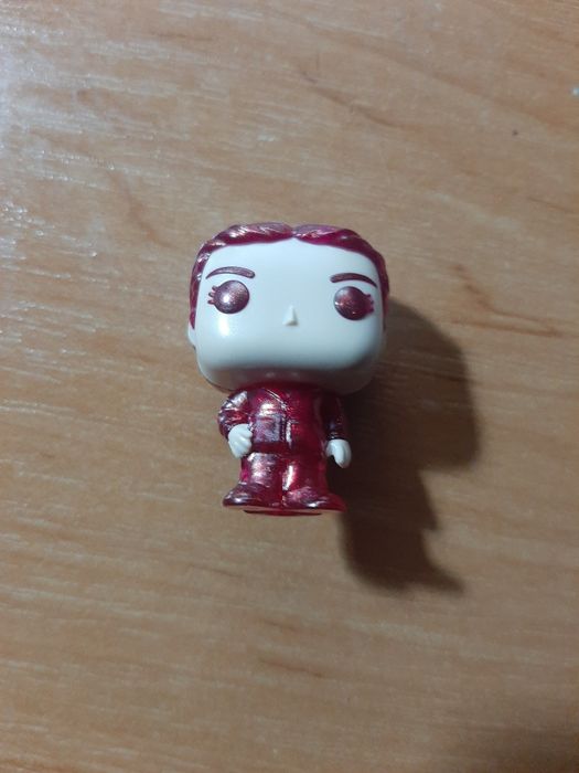 Фигурки очень странные дела