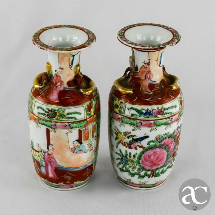 Par de jarras porcelana da China, decoração Mandarim período República