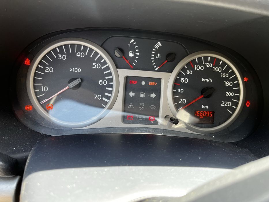 Renault Clio 1.4 Dynamique 90cv — Avariado / Motor Gripado
