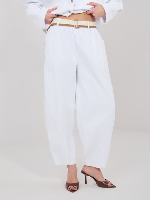 Białe Spodnie Sztruksowe Damskie Carrot Wysoki Stan RUE PARIS