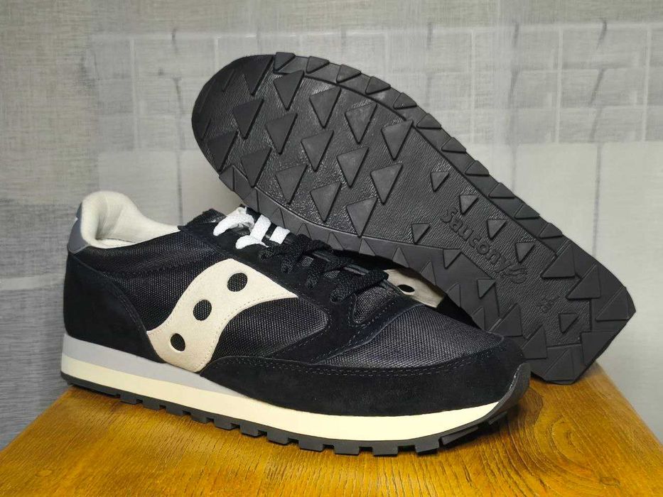 ОРИГІНАЛ. Нові кросівки Saucony Jazz 81