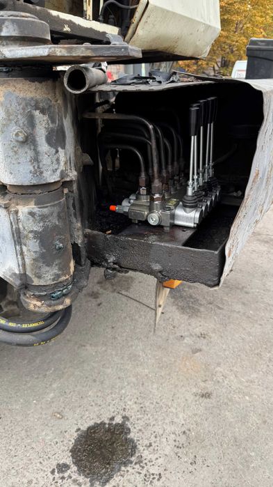 Кран на базі ЗІЛ 130