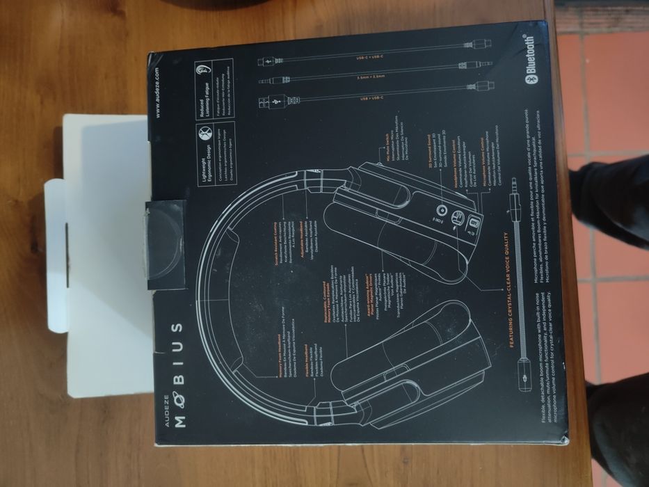 Audeze mobius headset