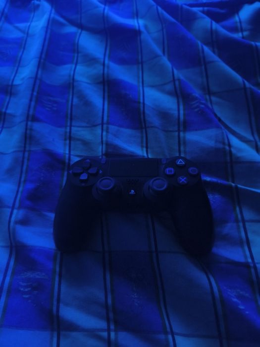 PlayStation 4 Pro  - Troca ou Venda