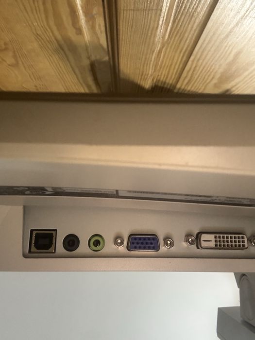 Monitor Asus.