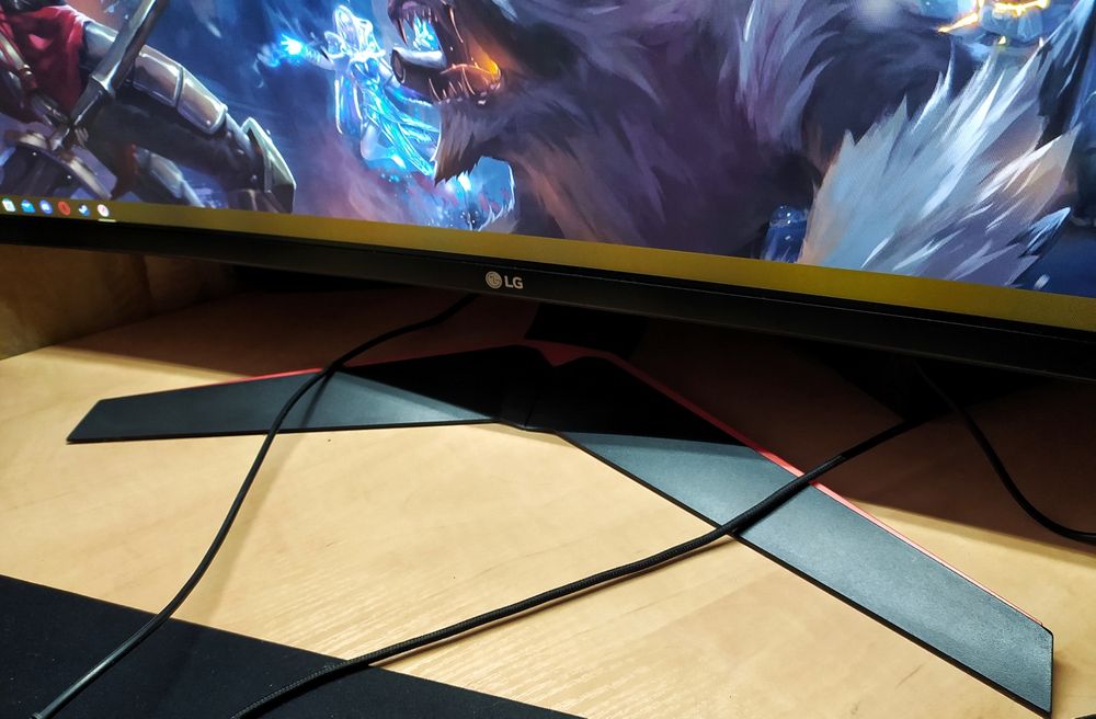 Ігровий монітор LG 34UC79G-B UltraWide (34", 144Hz, IPS, 21:9)