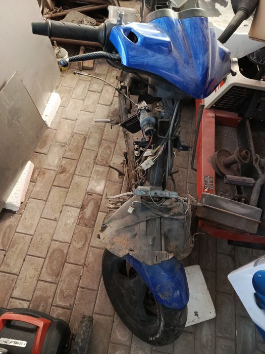Sprzedam części Peugot speedfight 2