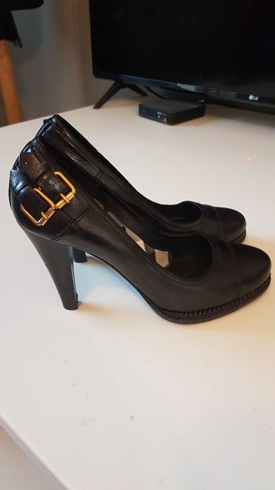 Czółenka na obcasie Burberry rozm.39