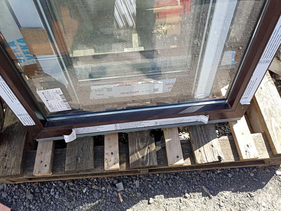 Okno łukowe pc fix 80/237  brąz