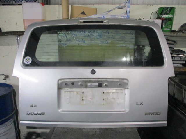 Porta / tampa da mala DODGE NITRO
