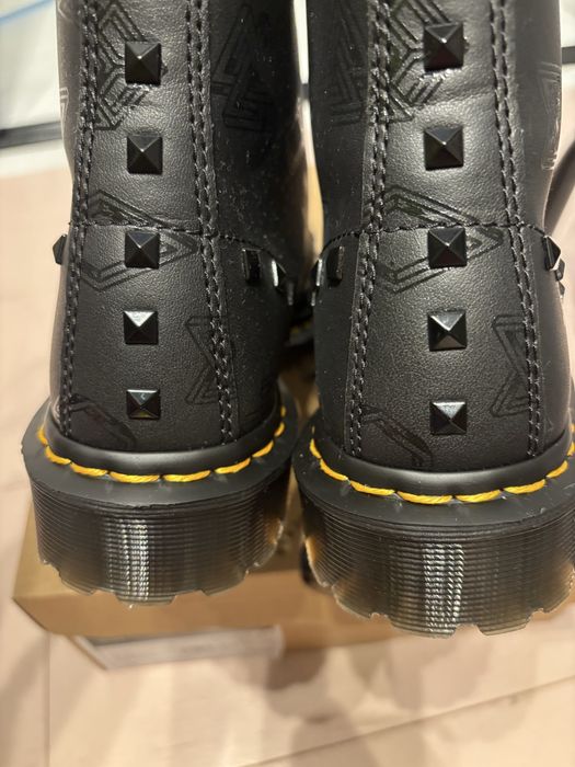 Dr. Martens glany z ćwiekami r.38 NOWE