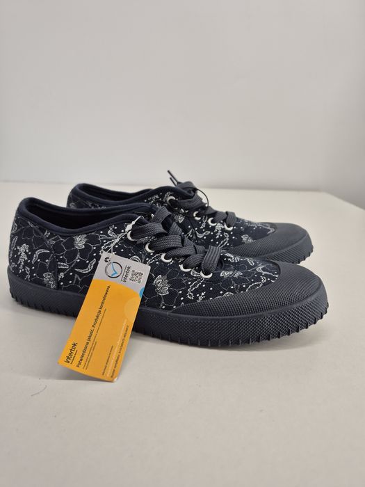 Trampki buty sportowe damskie 38