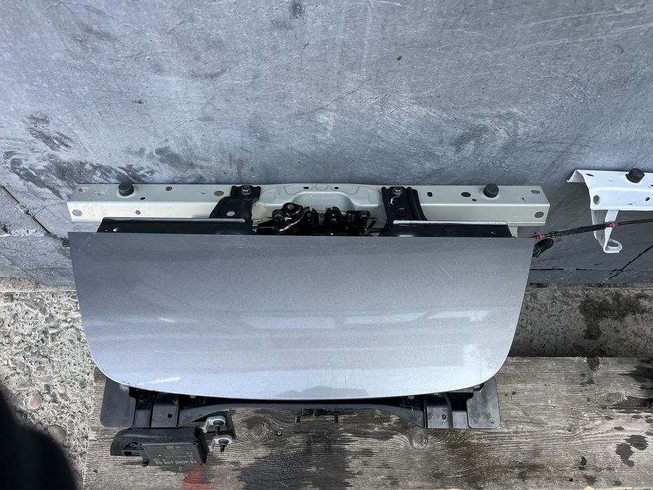 Leaf 2 лиф 2 порт зарядки  телефізор