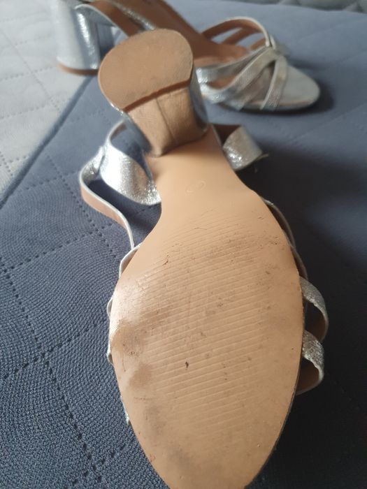 Buty    letnie  rozmiar 36