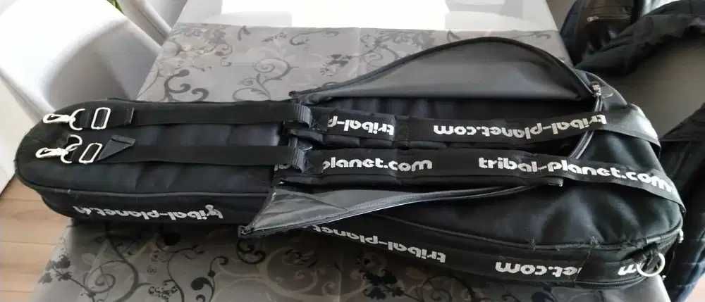 Estojo novo de Guitarra elétrica ou semi-acústica + Vinis.