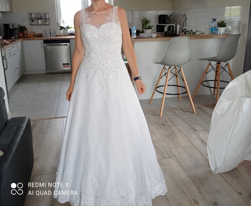 Suknia ślubna 36-38