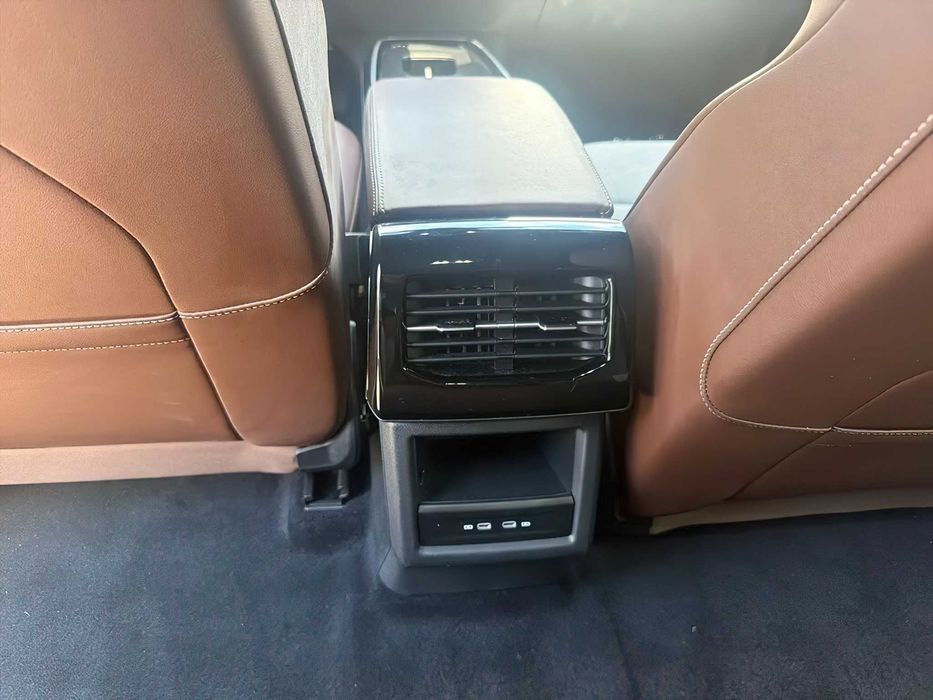 Volkswagen ID.4 Pro      2023