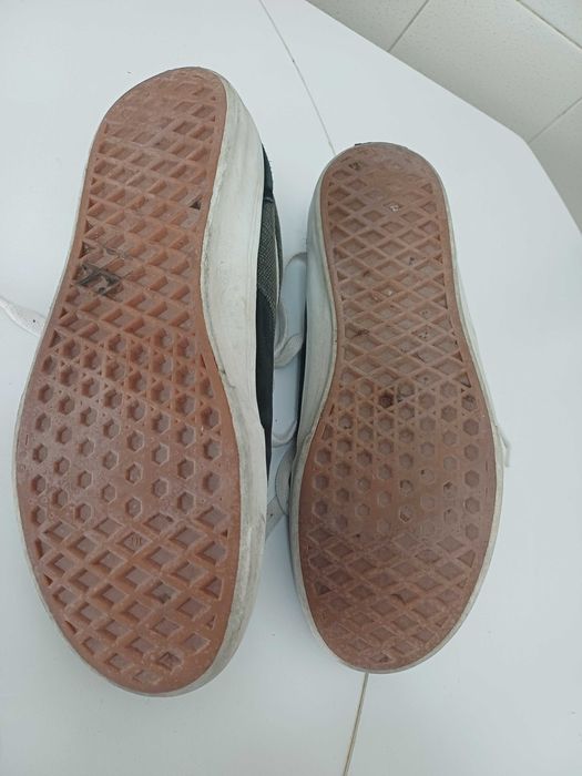 Ténis Vans Nº38 preto/branco