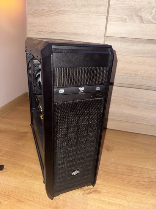 Komputer Gamingowy Intel i5-9600K / RTX 2070 / 16 GB RAM / SSD M.2 + HDD 2 TB