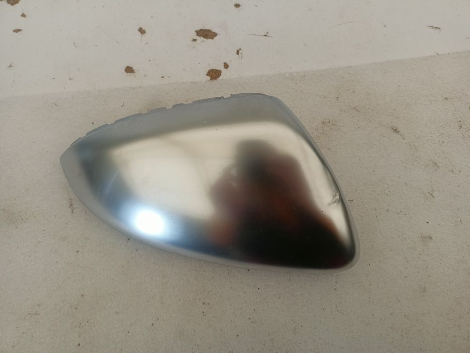 VW Golf VII 7 5G 5G0 R obudowa nakładka lusterka prawa chrom satyna