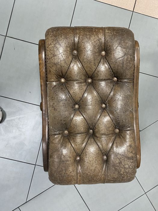 Cadeirão de baloiço em pele