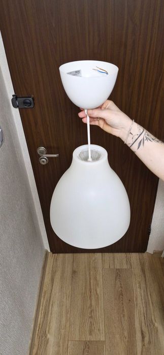 Lampa wisząca biała pojedyncza