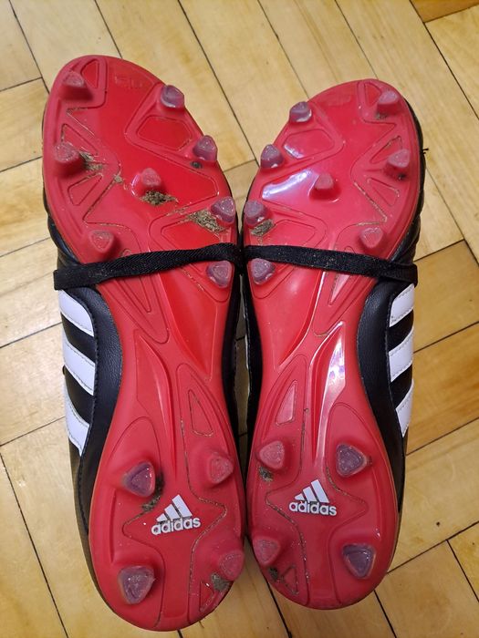 Продам футбольні бутси Adidas, оригінал, розмір  46