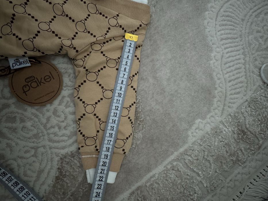 Продаю новий костюм трійка