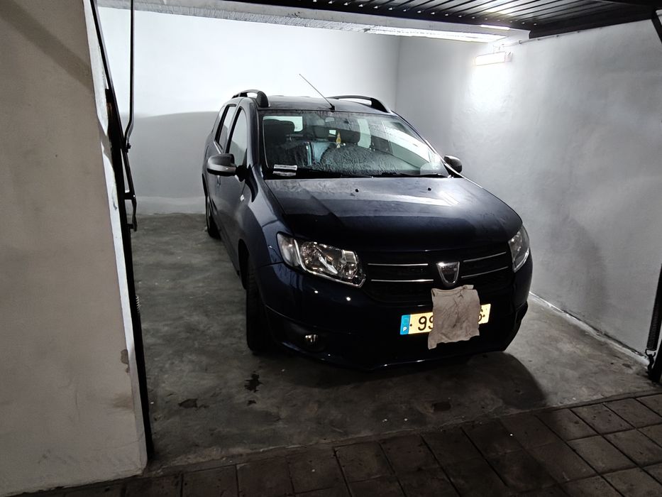 Aluga se Garagem 19 m2 Montijo