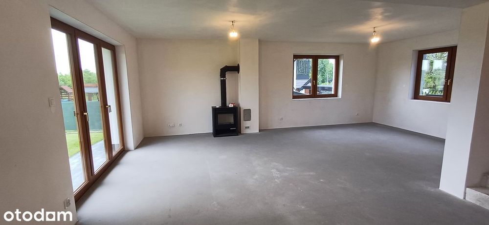 Nowy dom wolnostojący Szyce 170 m2 działka 8,46 ar ogrodzenie kominek