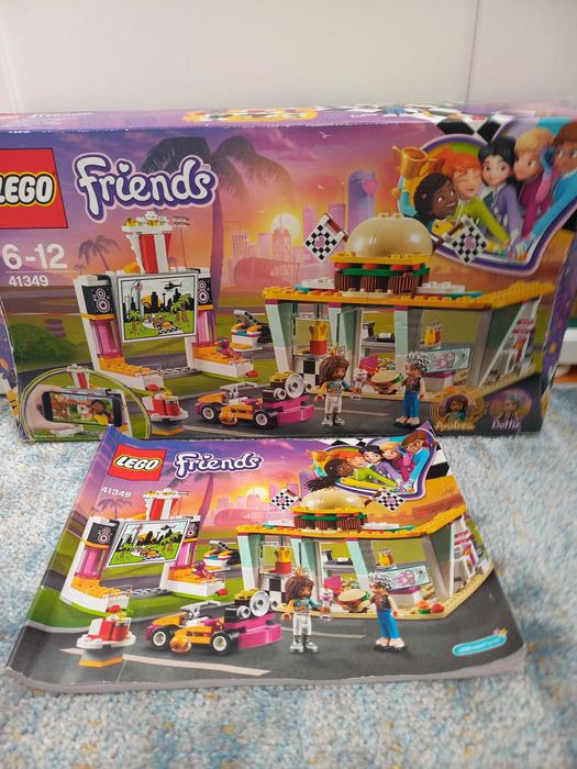 zestaw tor wyścigowy lego friends
