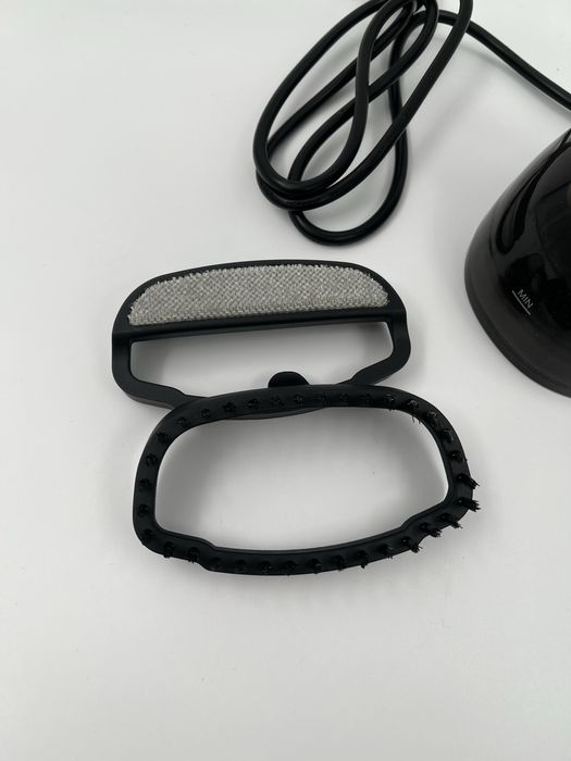 Escova de engomar a vapor Becken (1500W)