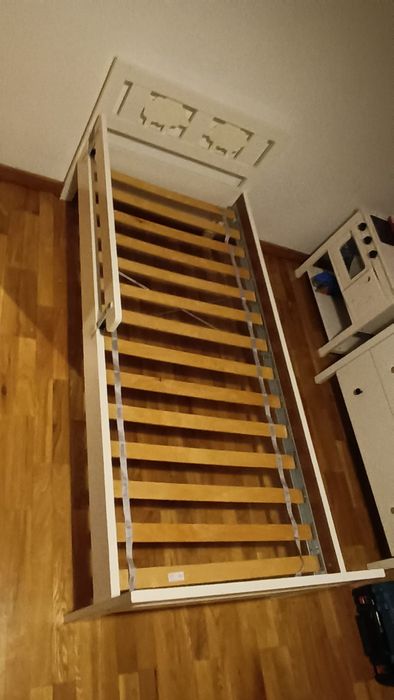 Cama criança IKEA Kritten com colchão