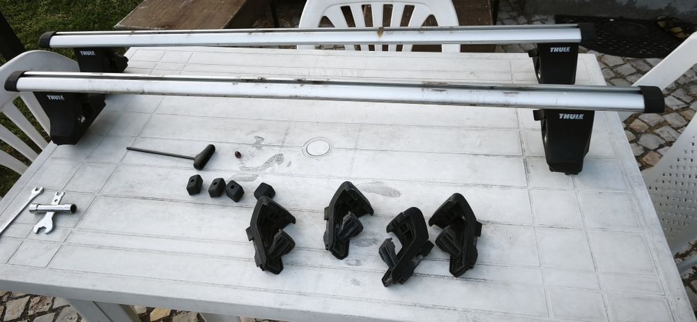 Barras tejadilho Thule com 2 sistemas de garra. [ DESPACHAR]