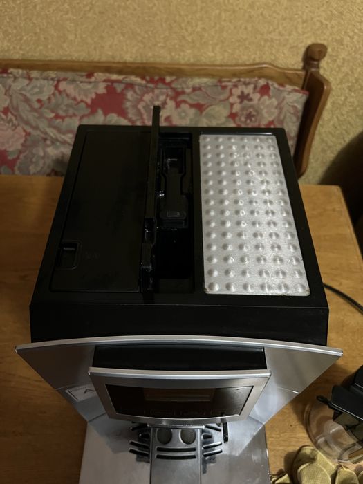 Delonghi Perfecta Capuccino grafic touch