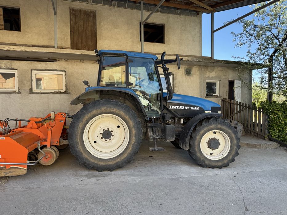 New Holland TM135 pneumatyka.