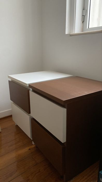 VENDO duas comodas/mesas de cabeceira