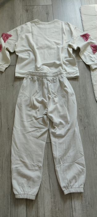 Dres dziewczęcy "M"-164cm