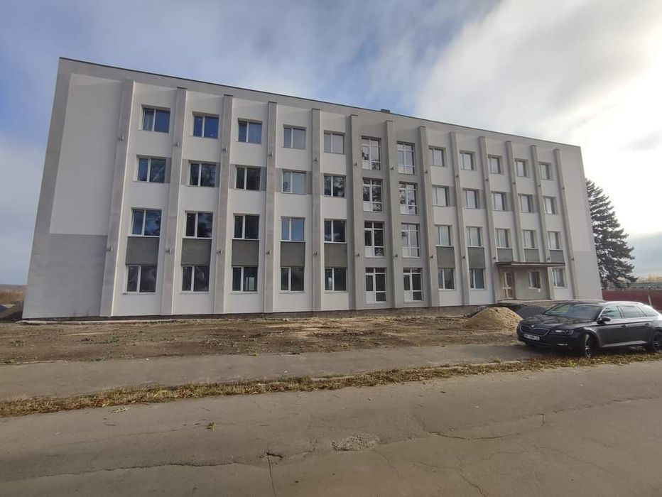 Продам 1-кімнатну квартиру в Новобудові ! Великий Олексин! 1 - поверх!