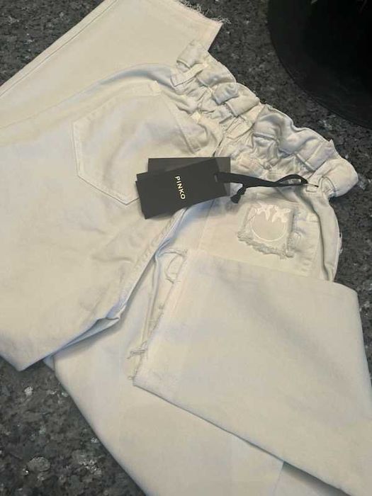 Świetny model spodni jeans Pinko  r.25
