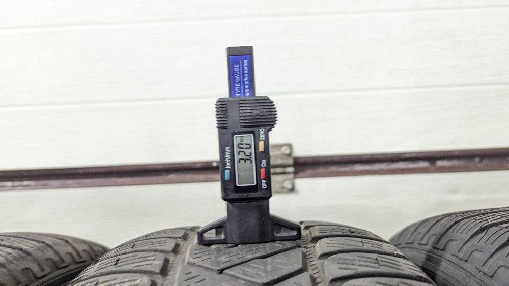 Шини 225/65 R17 102T Pirelli Scorpion Winter